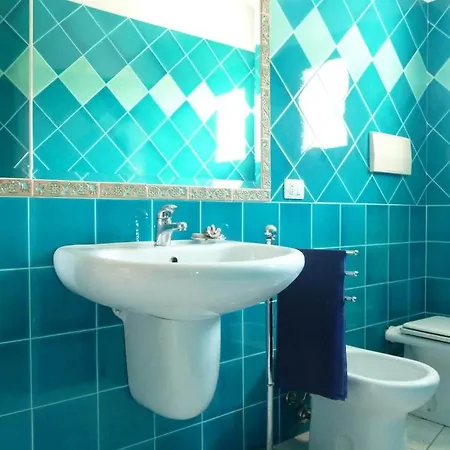 別荘 Spacious In With Shared Pool カステルサルド