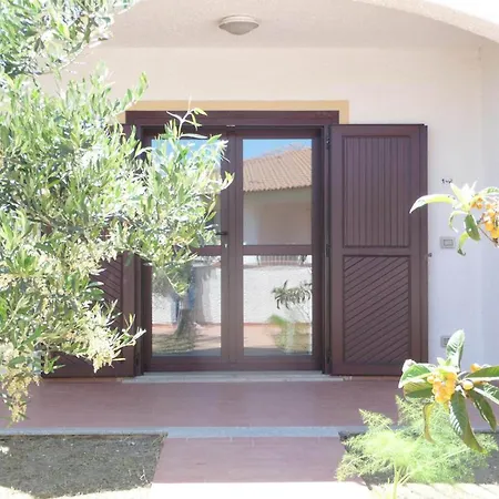 Spacious In With Shared Pool * Castelsardo